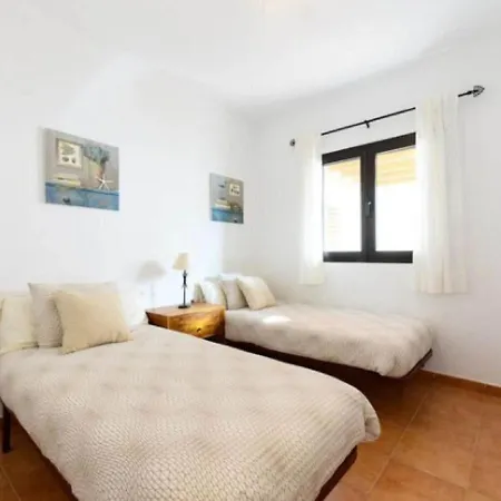 Pretty Holiday In Playa Blanca With Private Pool Πλάγια Μπλάνκα