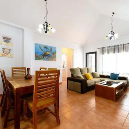 Pretty Holiday In Playa Blanca With Private Pool Πλάγια Μπλάνκα